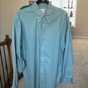 Brooks Brothers Light Blue Dress Shirt: Madison Fit. Like new!